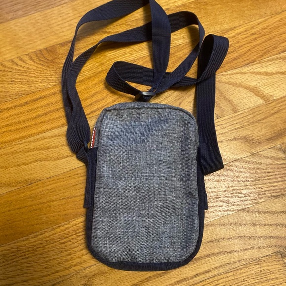 Converse Gray Belt Bag with Logo - Picture 4 of 4